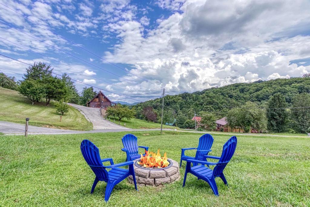 Amazing Grace-1089 Of Free Area Attraction Tickets For Each Paid Day!!! Villa Sevierville Eksteriør billede